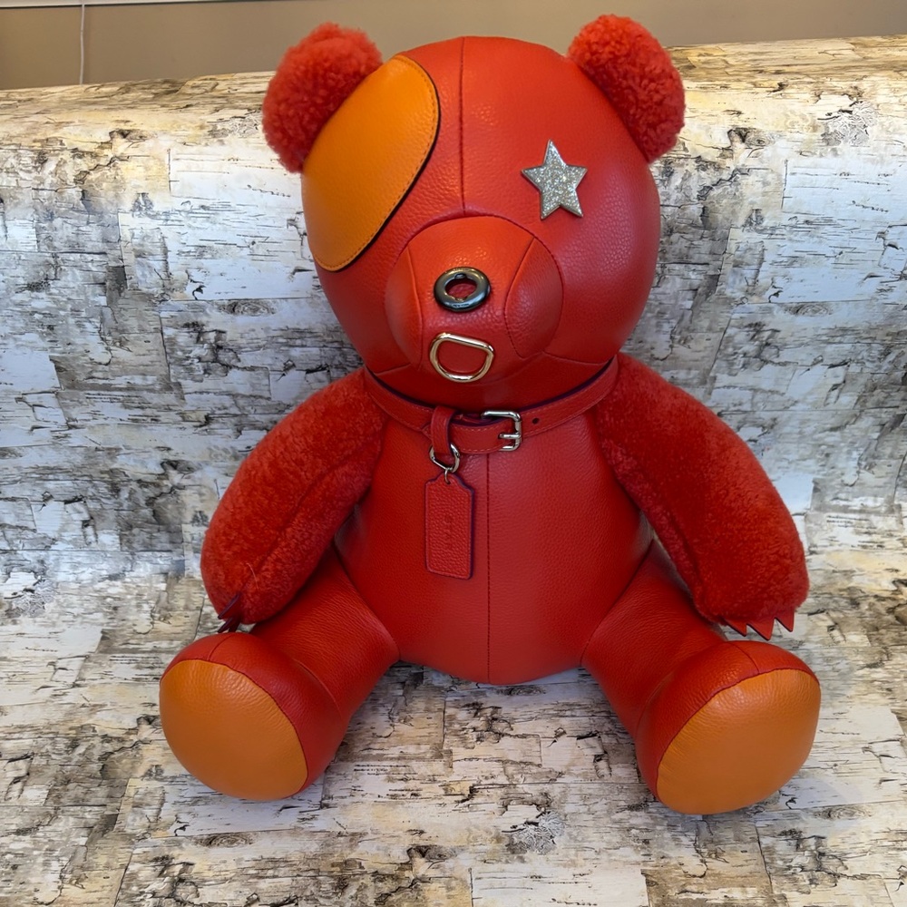 Coach leather bear “Star”